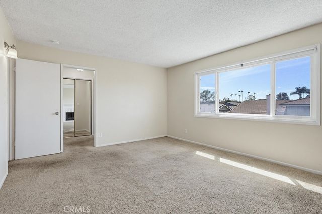 3531 Julian Avenue, Long Beach, CA 90808