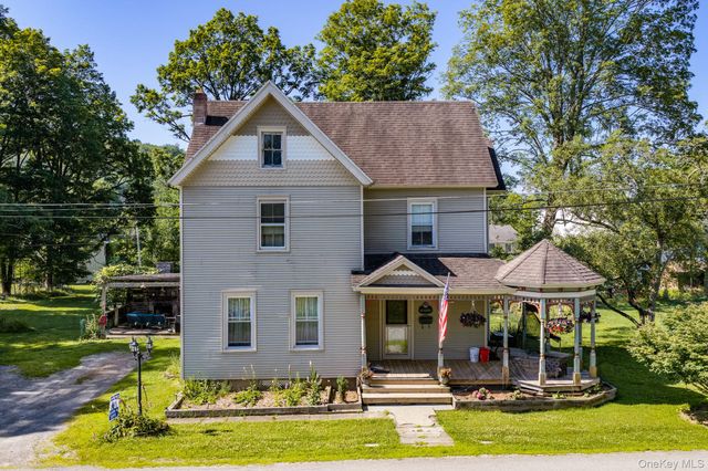 8 Chapel Street, Jeffersonville, NY 12748