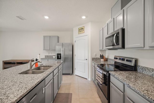 3683 BOTANICAL WAY, Sanford, FL 32773
