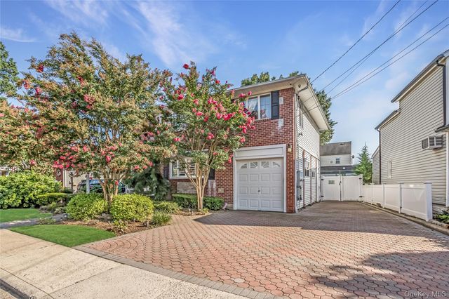 45 Concord Street, Lynbrook, NY 11563