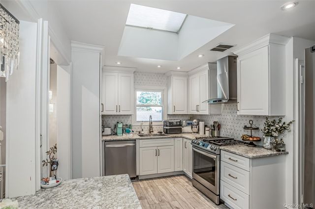 45 Concord Street, Lynbrook, NY 11563