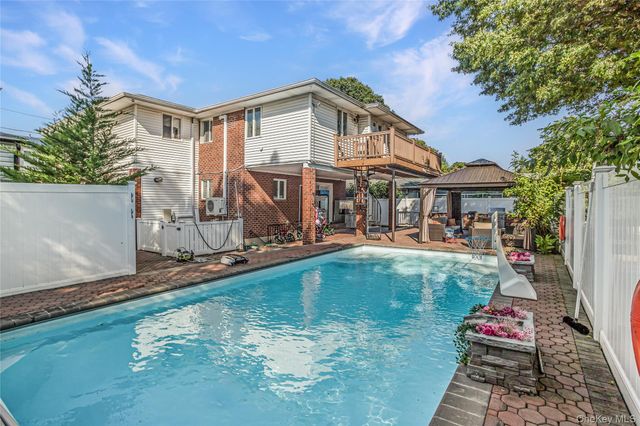 45 Concord Street, Lynbrook, NY 11563