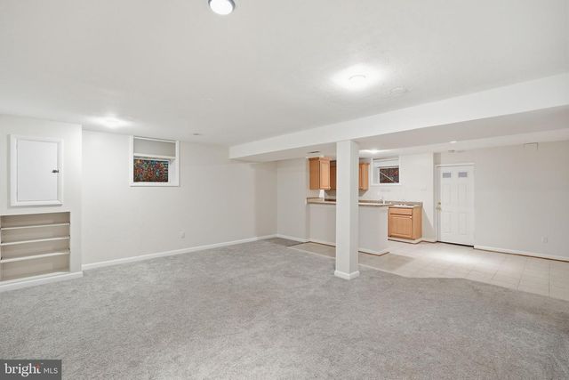 9901 FERNWOOD RD, Bethesda, MD 20817