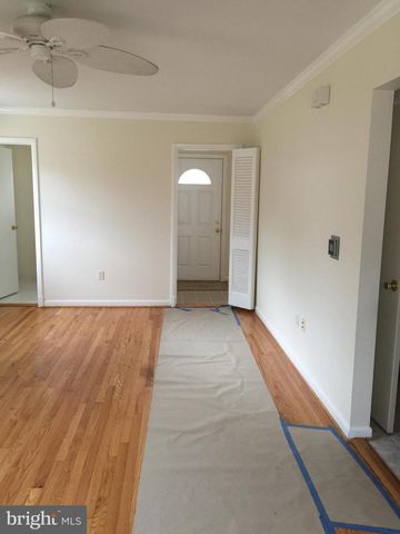 9901 FERNWOOD RD, Bethesda, MD 20817