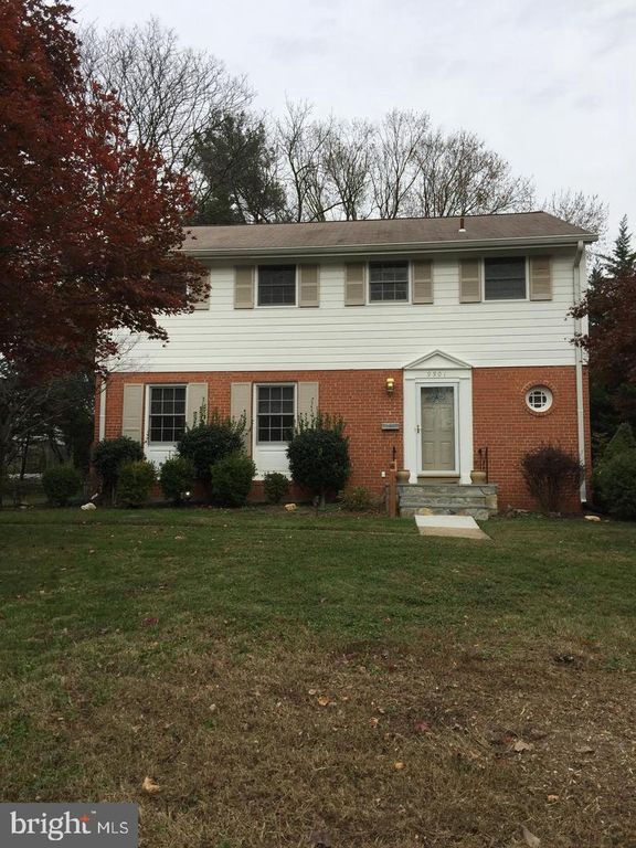 9901 FERNWOOD RD, Bethesda, MD 20817