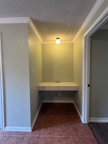 141 Hogan, Livingston, TX 77351