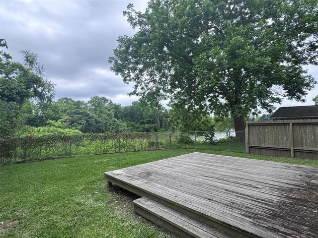 141 Hogan, Livingston, TX 77351