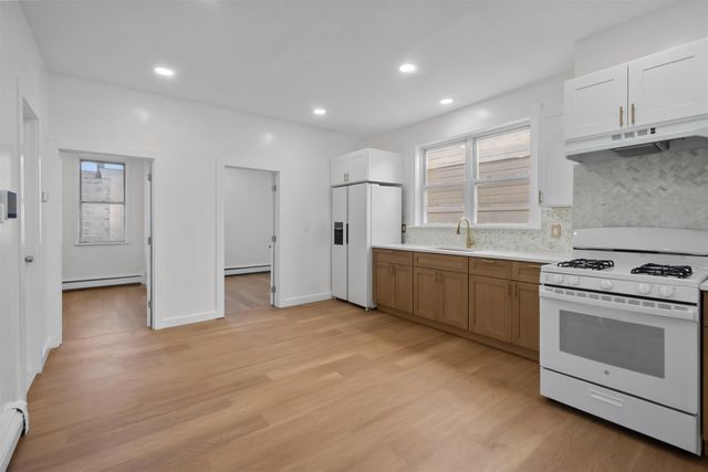 6805 NEWKIRK AVE, North Bergen, NJ 07047