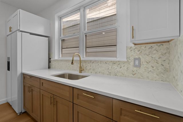 6805 NEWKIRK AVE, North Bergen, NJ 07047
