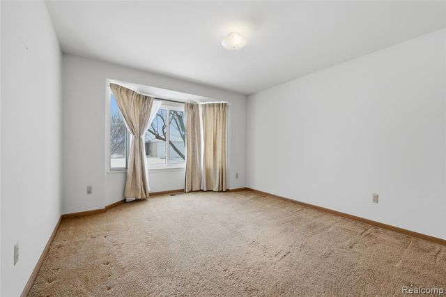 15180 Raphael Terrace, Warren, MI 48088