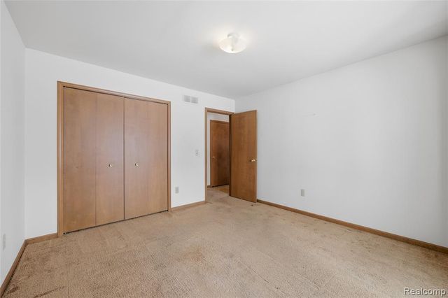 15180 Raphael Terrace, Warren, MI 48088