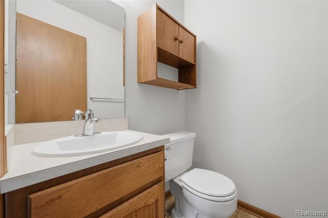 15180 Raphael Terrace, Warren, MI 48088