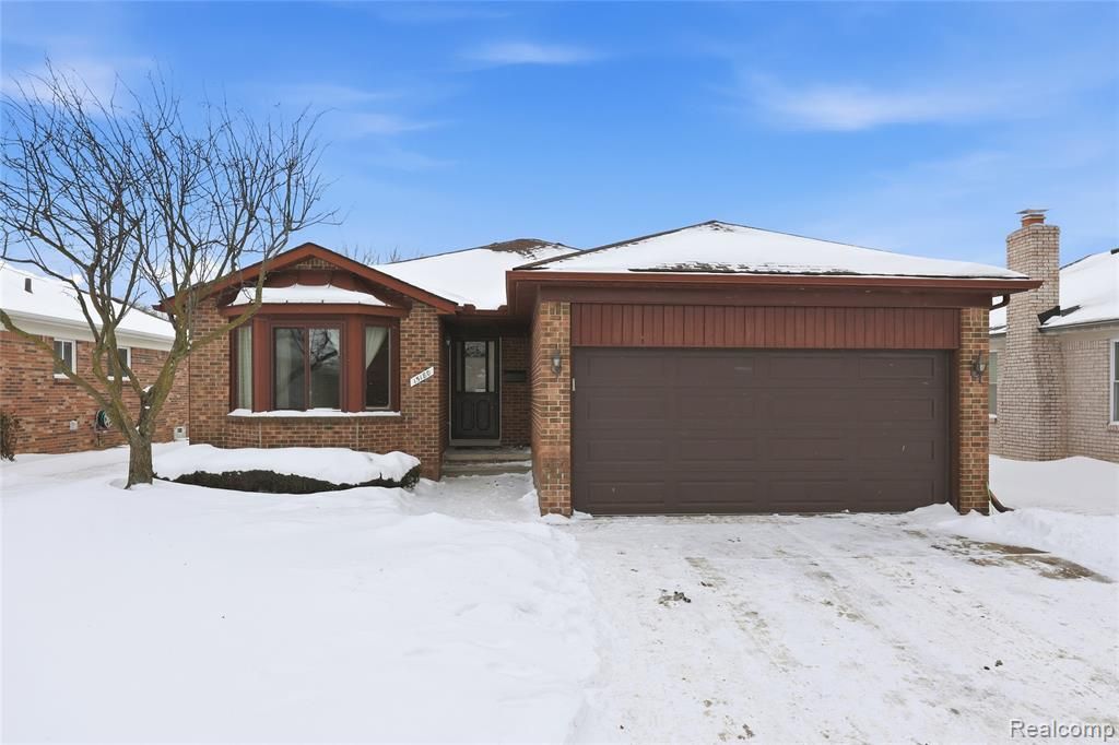 15180 Raphael Terrace, Warren, MI 48088