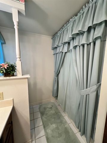 104 E Little Street, Hamilton, TX 76531