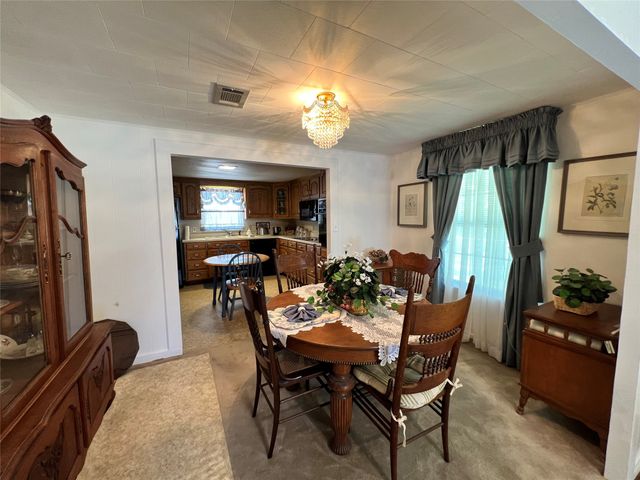 104 E Little Street, Hamilton, TX 76531