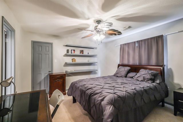 6906 Pebble Beach Drive, Houston, TX 77069