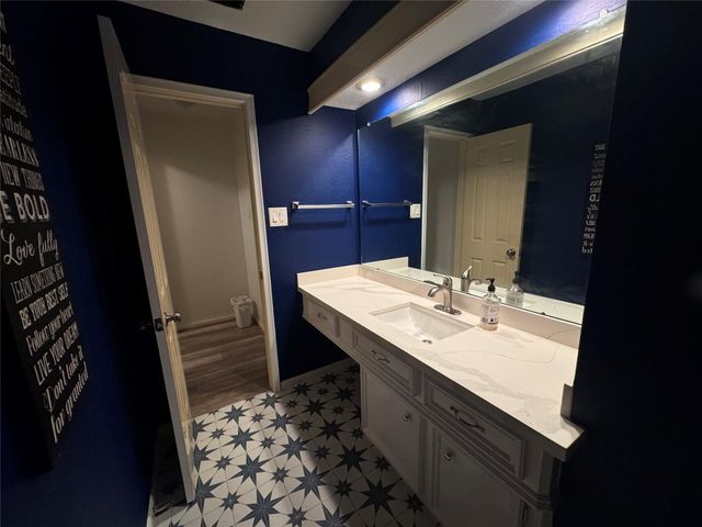 6906 Pebble Beach Drive, Houston, TX 77069