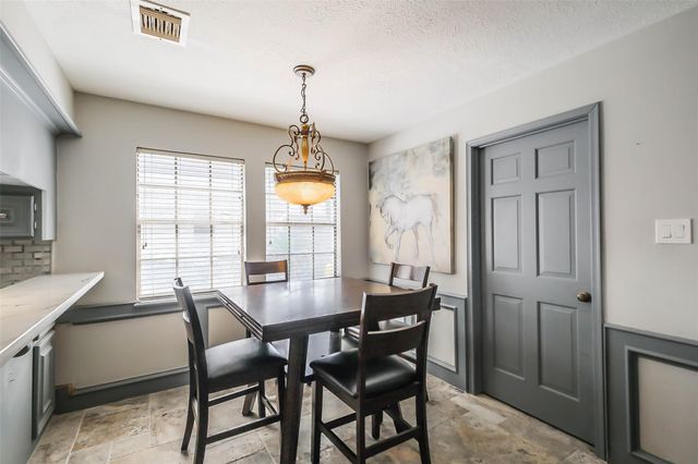 6906 Pebble Beach Drive, Houston, TX 77069