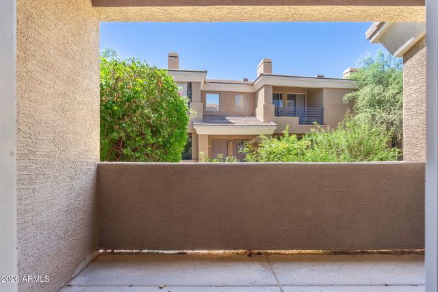 1411 E Orangewood Avenue 105, Phoenix, AZ 85020