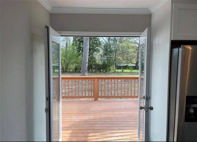 2463 Wayne Street SW, Marietta, GA 30060