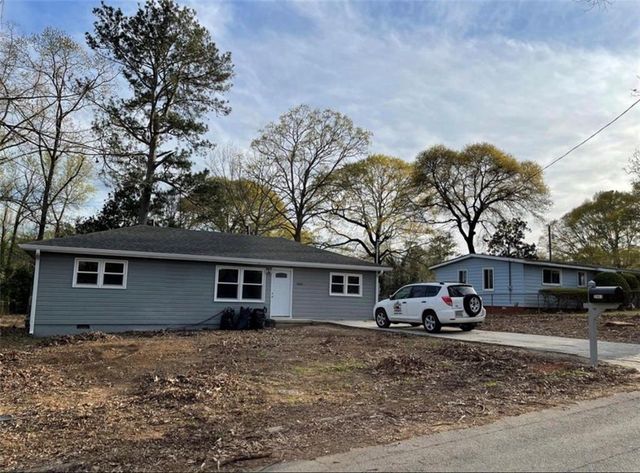 2463 Wayne Street SW, Marietta, GA 30060