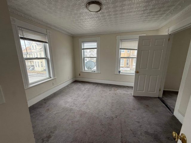 521 Wilson Street, Manchester, NH 03103