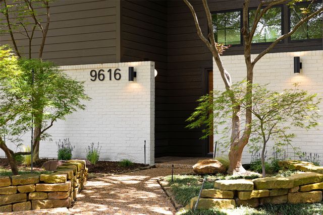 9616 Greensprint Drive, Dallas, TX 75238