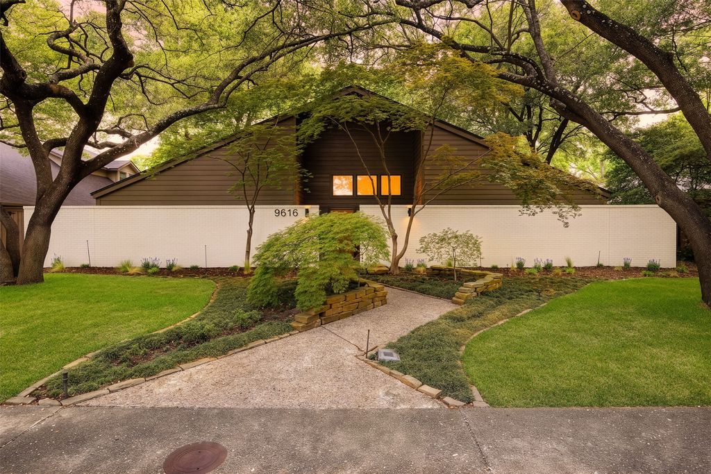 9616 Greensprint Drive, Dallas, TX 75238