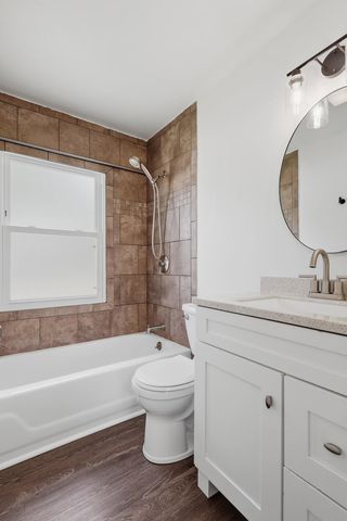 2319 Pinehurst Drive, Bettendorf, IA 52722