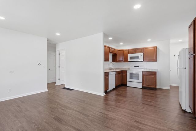 2319 Pinehurst Drive, Bettendorf, IA 52722