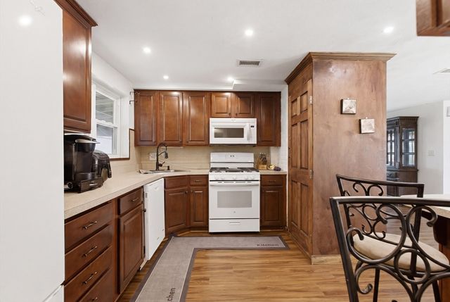 91 Gerald Ave, Brockton, MA 02302
