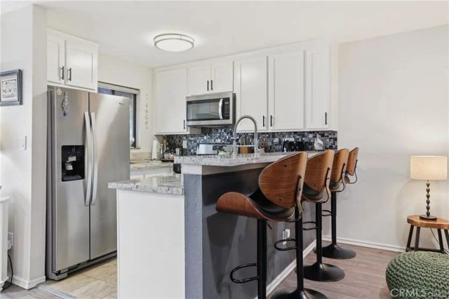 18530 Hatteras Street 337, Tarzana, CA 91356