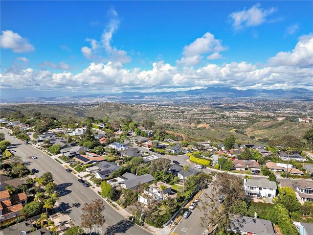 3010 Alta Laguna Boulevard, Laguna Beach, CA 92651