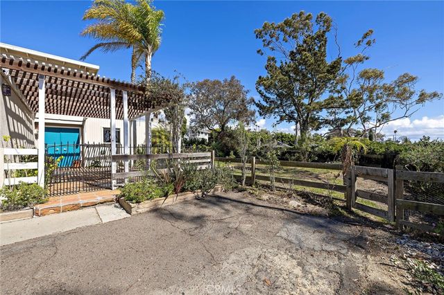 3010 Alta Laguna Boulevard, Laguna Beach, CA 92651