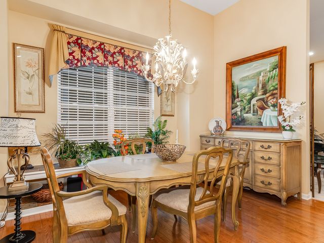 2805 Bond Circle 2805, Naperville, IL 60563