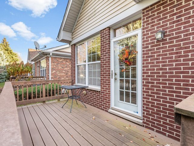 2805 Bond Circle 2805, Naperville, IL 60563