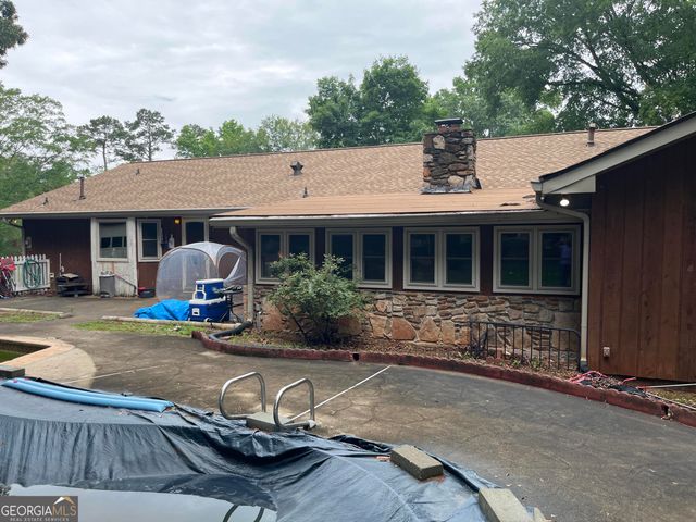 905 Strawberry Drive, Ellenwood, GA 30294