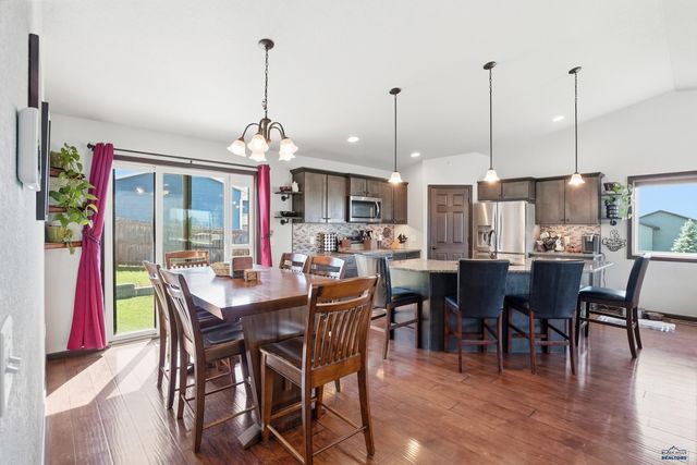 3580 BLACKPOWDER RD, Rapid City, SD 57703