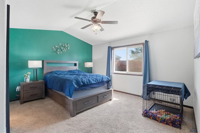 3580 BLACKPOWDER RD, Rapid City, SD 57703