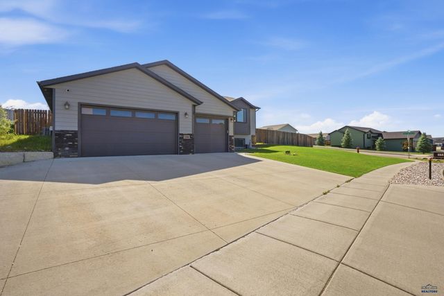 3580 BLACKPOWDER RD, Rapid City, SD 57703