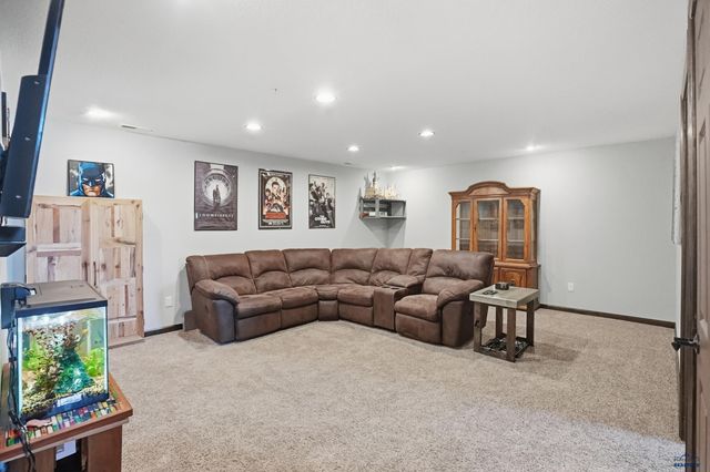 3580 BLACKPOWDER RD, Rapid City, SD 57703
