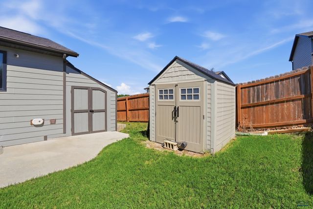 3580 BLACKPOWDER RD, Rapid City, SD 57703