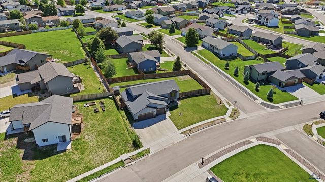 3580 BLACKPOWDER RD, Rapid City, SD 57703