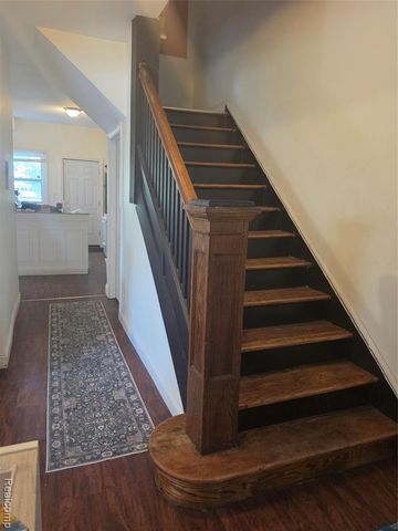 80 Clairmount Street, Detroit, MI 48202