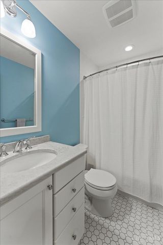 808 Poplar Avenue, Terrace Park, OH 45174