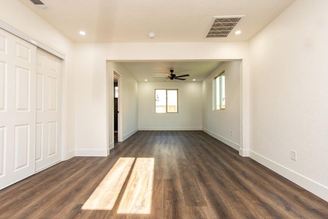 4213 Lucinda Ave, Keyes, CA 95328