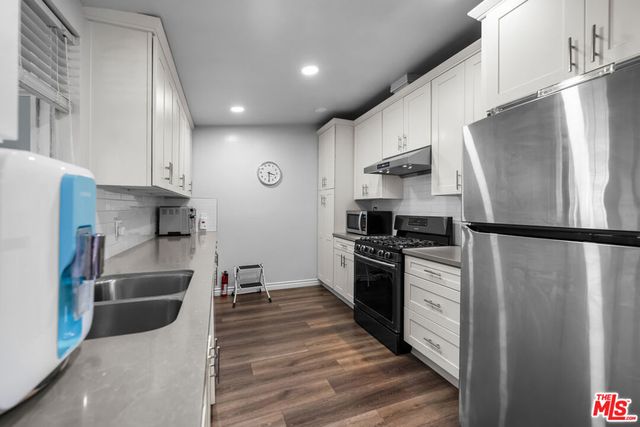 160 W Jay Street, Carson, CA 90745
