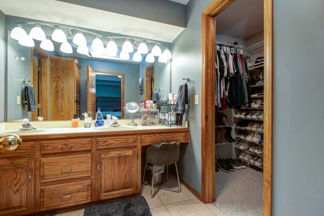 514 S Farm Road 193, Springfield, MO 65809