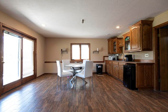 514 S Farm Road 193, Springfield, MO 65809