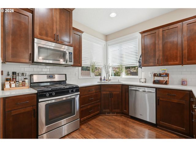 6703 Ne 107TH St, Vancouver, WA 98686